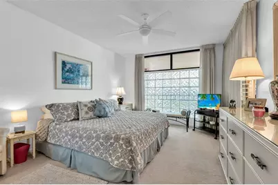 2110 Harbourside Drive #523, Longboat Key, FL 34228 - Photo 39