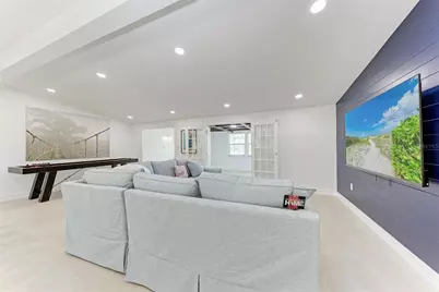 6931 Magellan Way, Sarasota, FL 34243 - Photo 9