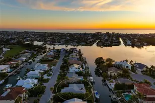 607 North Point Dr, Holmes Beach, FL 34217 - Photo 63