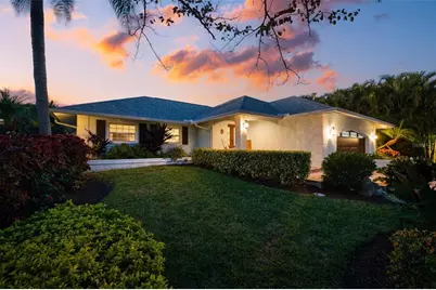 607 North Point Drive, Holmes Beach, FL 34217 - Photo 67