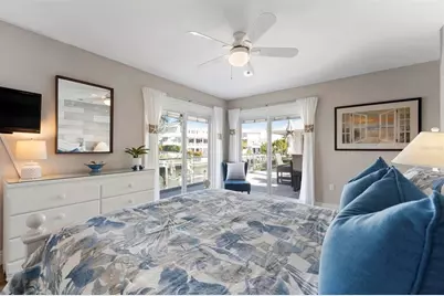 607 North Point Drive, Holmes Beach, FL 34217 - Photo 31