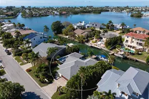 607 North Point Dr, Holmes Beach, FL 34217 - Photo 71