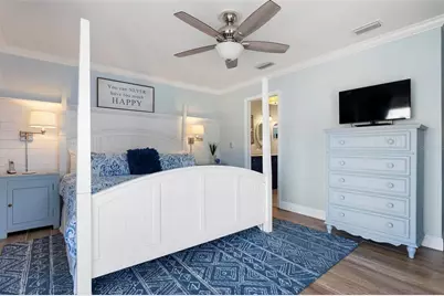 607 North Point Drive, Holmes Beach, FL 34217 - Photo 27
