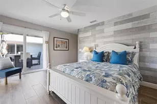 607 North Point Dr, Holmes Beach, FL 34217 - Photo 33