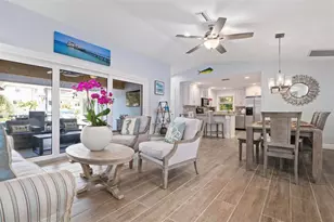 607 North Point Dr, Holmes Beach, FL 34217 - Photo 13