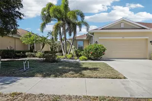293 Capulet Dr, Venice, FL 34292 - Photo 1