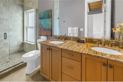 105 4th Street S, Bradenton Beach, FL 34217 - Photo 21