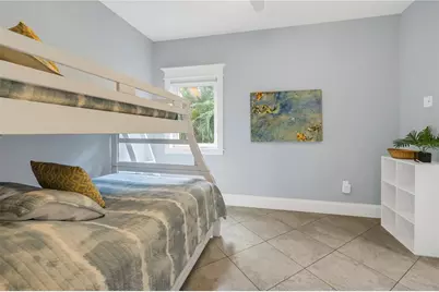105 4th Street S, Bradenton Beach, FL 34217 - Photo 17