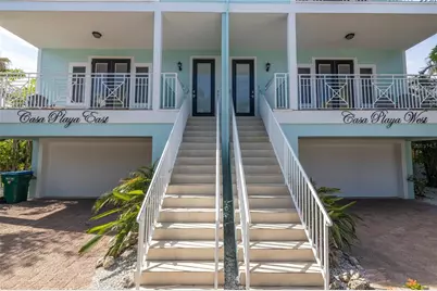 105 4th Street S, Bradenton Beach, FL 34217 - Photo 5