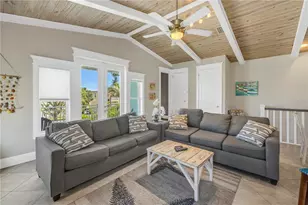 105 4th St S, Bradenton Beach, FL 34217 - Photo 11