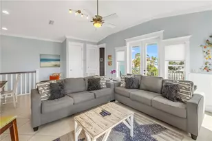 105 4th St S, Bradenton Beach, FL 34217 - Photo 27