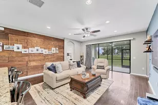 9123 Raes Creek Pl, Palmetto, FL 34221 - Photo 9