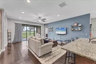 9123 Raes Creek Pl, Palmetto, FL 34221 - Photo 9