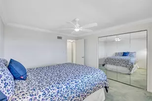 6140 Midnight Pass Rd, Sarasota, FL 34242 - Photo 41