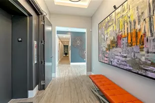 540 N Tamiami Trl, Sarasota, FL 34236 - Photo 3