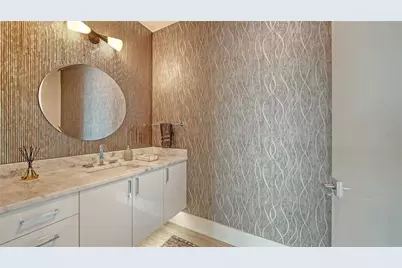 540 N Tamiami Trail #1004, Sarasota, FL 34236 - Photo 19