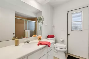 5836 Helen Way, Sarasota, FL 34243 - Photo 27