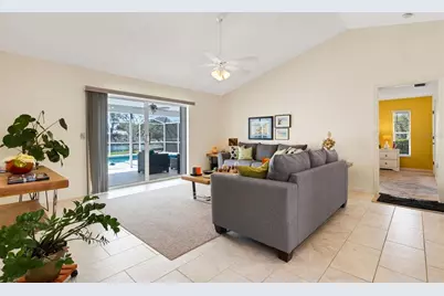5836 Helen Way, Sarasota, FL 34243 - Photo 3