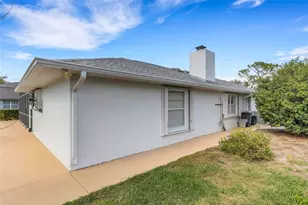 5836 Helen Way, Sarasota, FL 34243 - Photo 49