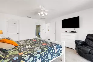 5836 Helen Way, Sarasota, FL 34243 - Photo 33