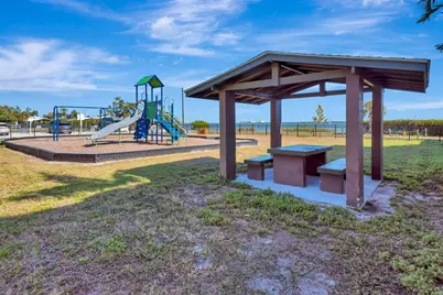 2409 Avenue B, Bradenton Beach, FL 34217 - Photo 55