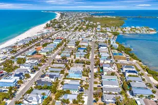 2409 Avenue B, Bradenton Beach, FL 34217 - Photo 5