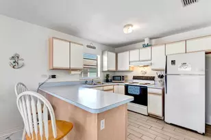 2409 Avenue B, Bradenton Beach, FL 34217 - Photo 15