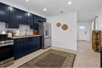 3217 Teal Avenue, Sarasota, FL 34232 - Photo 5