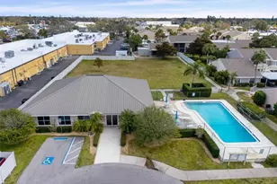 6320 7th Ave W, Bradenton, FL 34209 - Photo 17