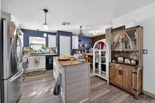 14407 Alistar Manor Dr, Wimauma, FL 33598 - Photo 9