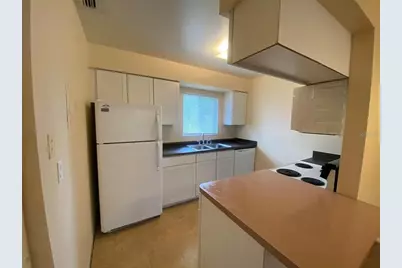 2621 Pine Lake Terrace #D, Sarasota, FL 34237 - Photo 7