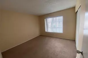 2621 Pine Lake Terrace, Sarasota, FL 34237 - Photo 11