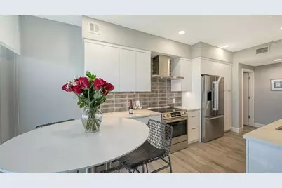 1800 Benjamin Franklin Drive #B708, Sarasota, FL 34236 - Photo 19