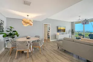 1800 Benjamin Franklin Dr, Sarasota, FL 34236 - Photo 3