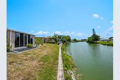 1260 Lakeside Drive, Venice, FL 34293 - Photo 37