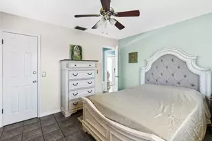 1260 Lakeside Dr, Venice, FL 34293 - Photo 31
