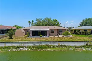 1260 Lakeside Dr, Venice, FL 34293 - Photo 41