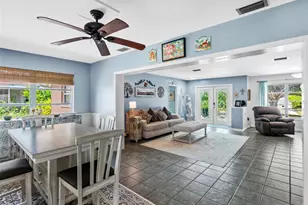 1260 Lakeside Dr, Venice, FL 34293 - Photo 23