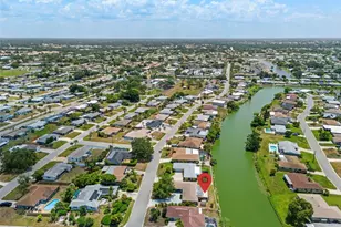 1260 Lakeside Dr, Venice, FL 34293 - Photo 49