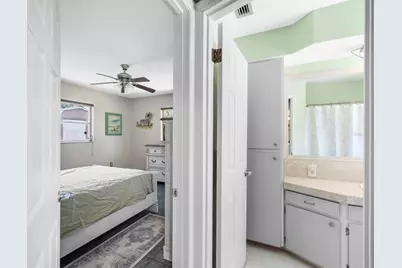 1260 Lakeside Drive, Venice, FL 34293 - Photo 29