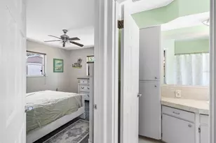 1260 Lakeside Dr, Venice, FL 34293 - Photo 29