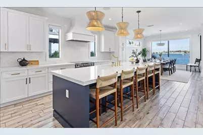 203 Bay Drive N, Bradenton Beach, FL 34217 - Photo 13