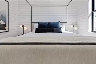 203 Bay Dr N, Bradenton Beach, FL 34217 - Photo 35