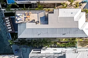 203 Bay Dr N, Bradenton Beach, FL 34217 - Photo 9