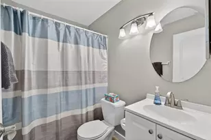 1632 Stickney Point Rd, Sarasota, FL 34231 - Photo 21