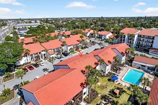 1632 Stickney Point Rd, Sarasota, FL 34231 - Photo 41