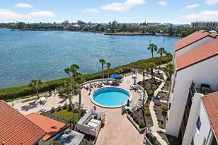 1632 Stickney Point Rd, Sarasota, FL 34231 - Photo 33