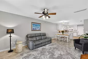 1632 Stickney Point Rd, Sarasota, FL 34231 - Photo 5