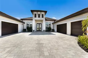 8428 Lindrick Ln, Bradenton, FL 34202 - Photo 5