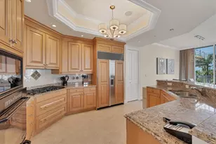 1300 Benjamin Franklin Dr, Sarasota, FL 34236 - Photo 23